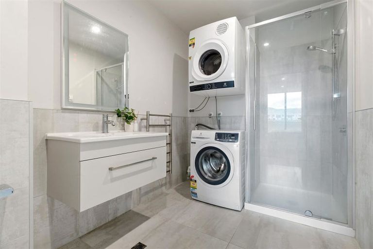 Photo of property in Kawarau Residences, 304/16 Mountain Ash Drive, Frankton, Queenstown, 9300