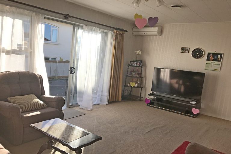 Photo of property in 2/6 Trafalgar Street, Maori Hill, Timaru, 7910