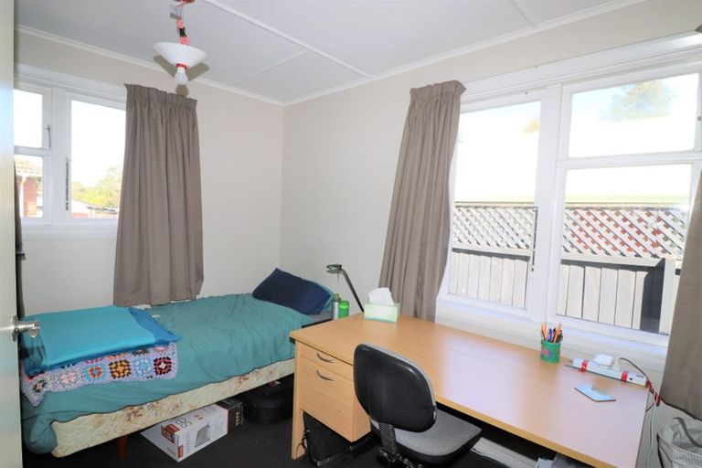 Photo of property in 17 Truman Road, Bryndwr, Christchurch, 8053