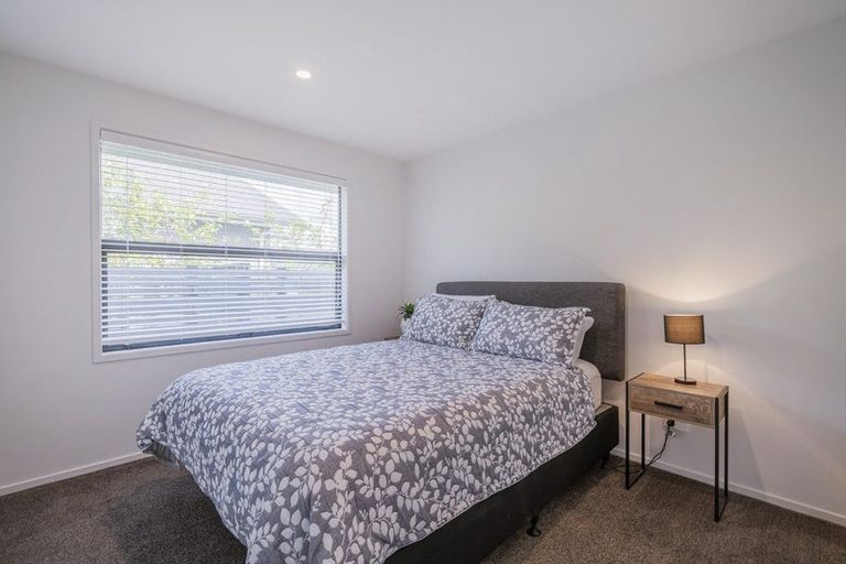 Photo of property in 10 Topping Place, Whitianga, 3510