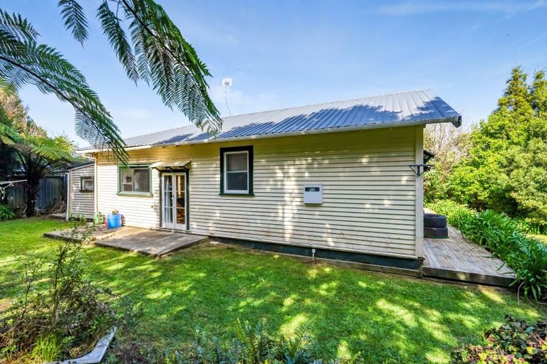 Photo of property in 150 Ackworth Road, Lepperton, New Plymouth, 4373