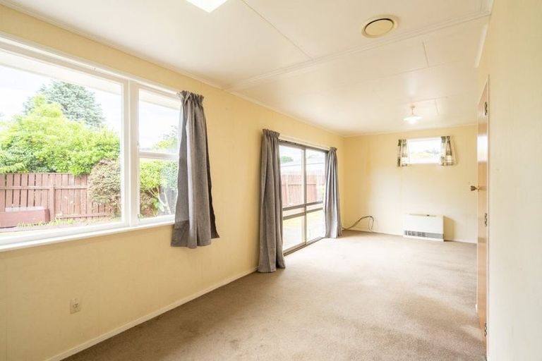 Photo of property in 15 Wyndham Street, Awapuni, Palmerston North, 4412