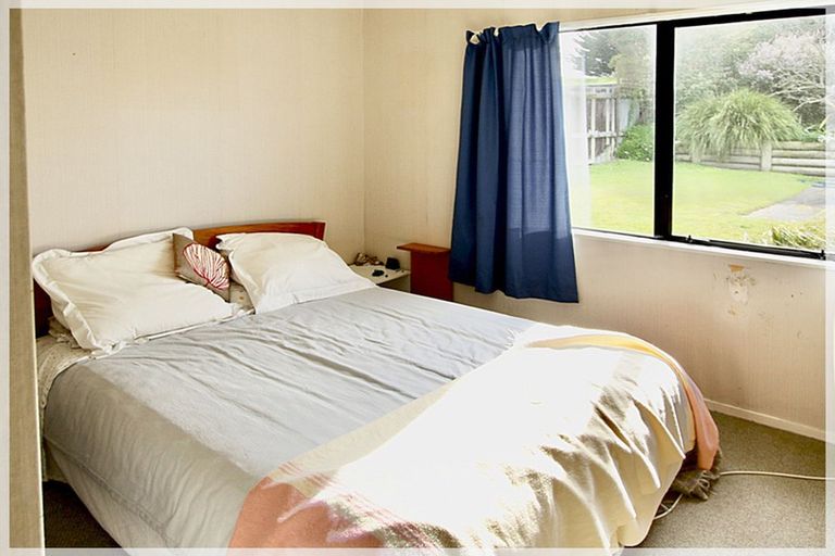 Photo of property in 65 Thomas Place, Foxton Beach, Foxton, 4815