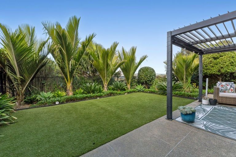 Photo of property in Point Ridge, 10/130 Gills Road, Albany Heights, Auckland, 0632
