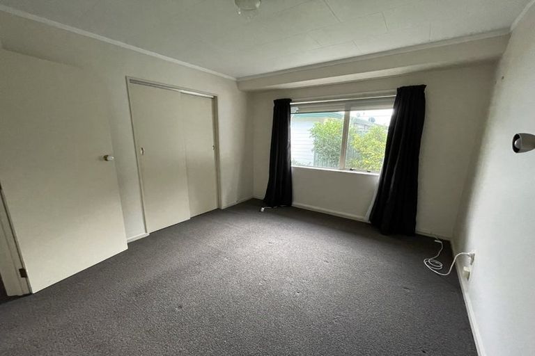 Photo of property in 2/1003 Caroline Road, Mayfair, Hastings, 4122