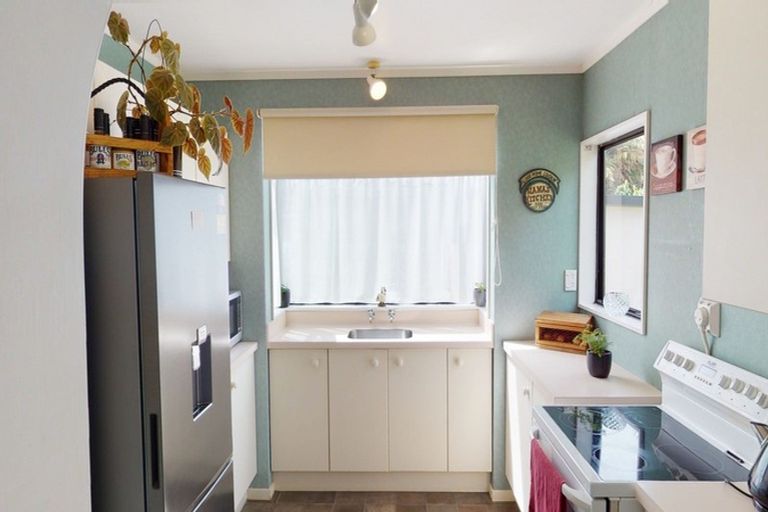 Photo of property in 21a Chester Street, Levin, 5510