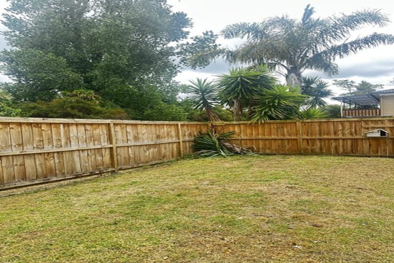 Photo of property in 2/38 Borich Road, Sunnyvale, Auckland, 0612