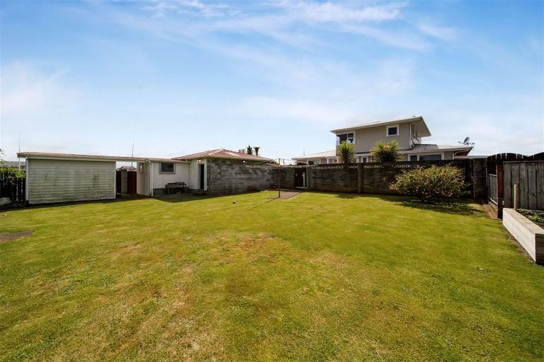 Photo of property in 5 Rata Street, Hawera, 4610