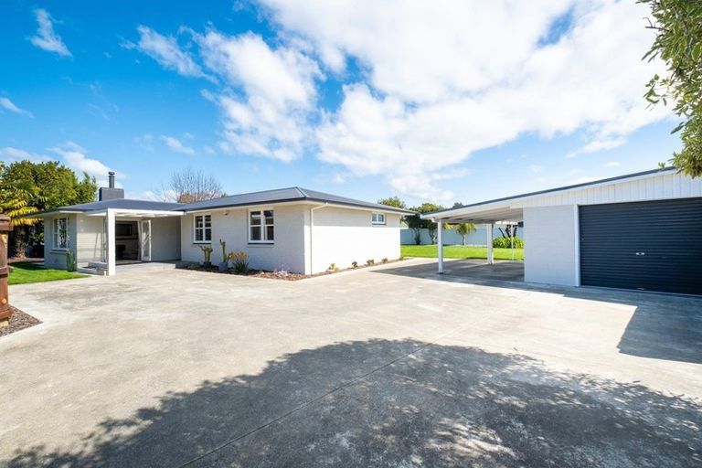 Photo of property in 23 Brookvale Road, Havelock North, 4130