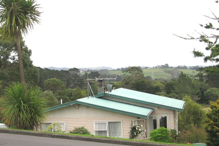 Photo of property in 474 Don Buck Road, Massey, Auckland, 0614