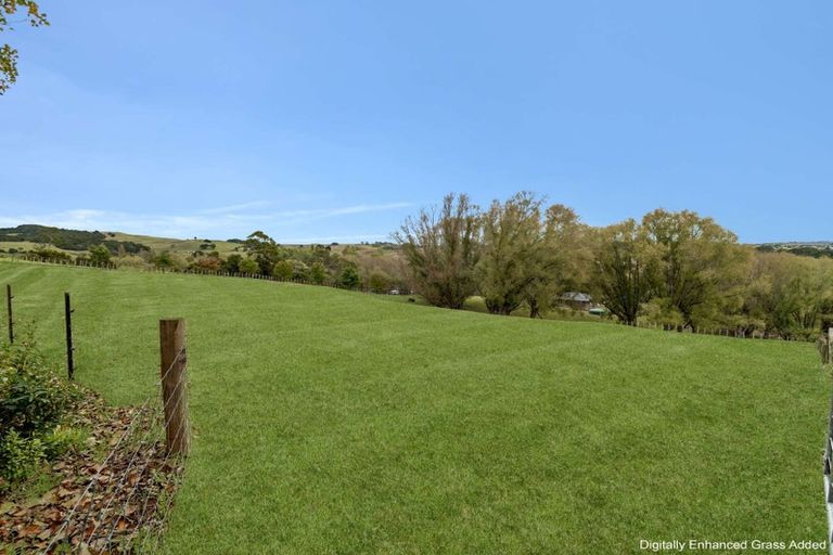 Photo of property in 65 Jumna Road, Maungaturoto, 0587