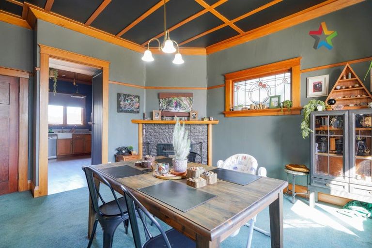 Photo of property in 1 Home Street, Winton, 9720