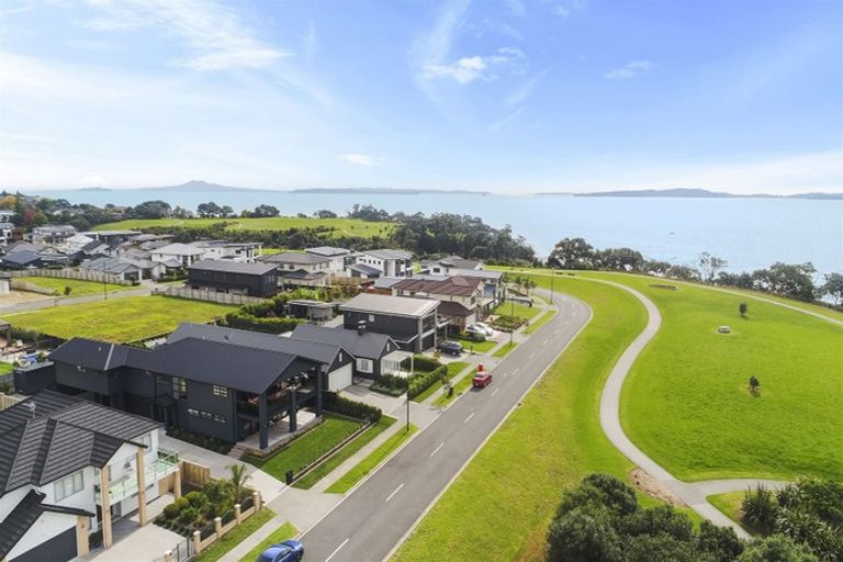 Photo of property in 54 Weatherly Drive, Beachlands, Auckland, 2018