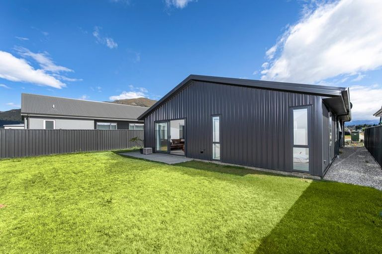 Photo of property in 53 Longview Drive, Lake Hawea, 9382