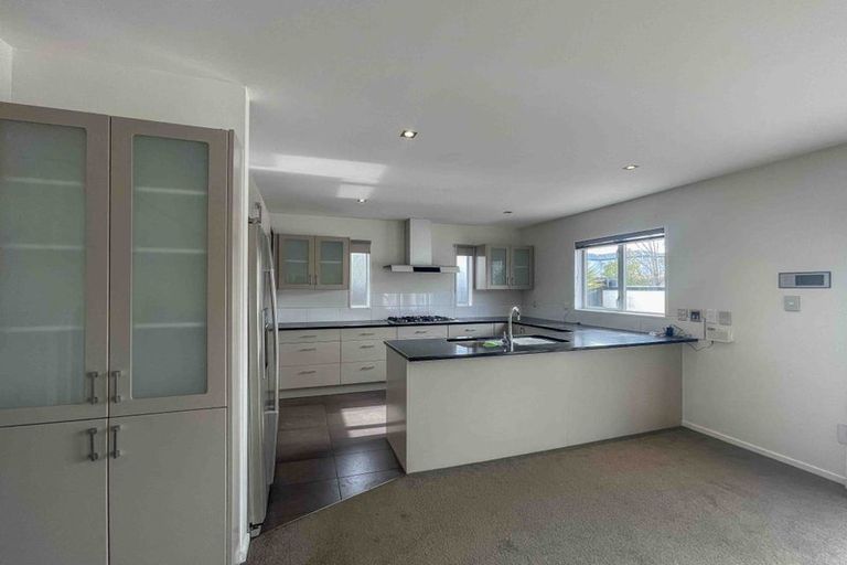 Photo of property in 88 Brockworth Place, Riccarton, Christchurch, 8011