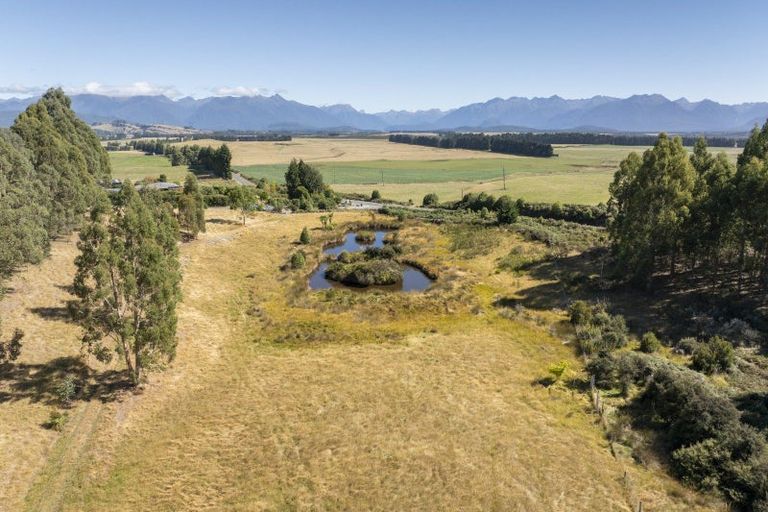 Photo of property in 900 Hillside-manapouri Road, Manapouri, 9679