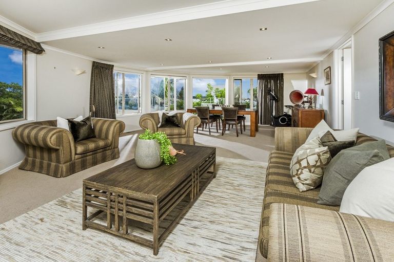 Photo of property in 254a Hurstmere Road, Takapuna, Auckland, 0622