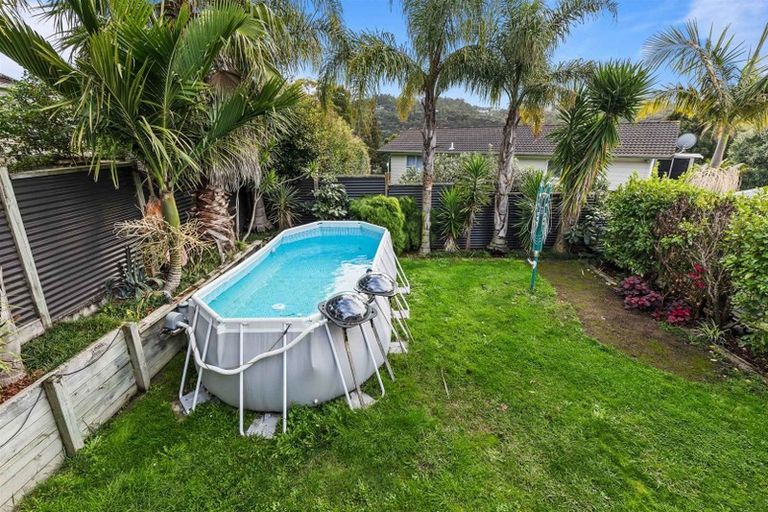 Photo of property in 8 Spinella Drive, Bayview, Auckland, 0629