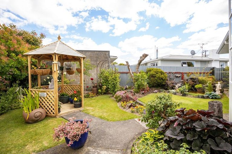 Photo of property in 43 Fergusson Street, Solway, Masterton, 5810