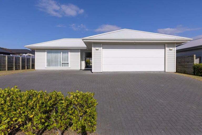 Photo of property in 14 Windsor Street, Richmond Heights, Taupo, 3330
