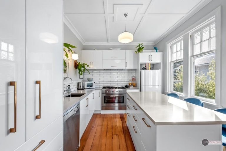 Photo of property in 24 Collins Street, Petone, Lower Hutt, 5012