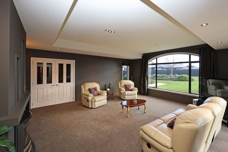 Photo of property in 21 North Ridge Drive, Oamaru North, Oamaru, 9400