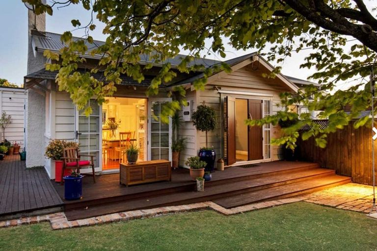 Photo of property in 8 Bracken Avenue, Takapuna, Auckland, 0622