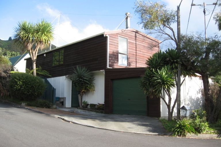 Photo of property in 34 Kerkwall Drive, Naenae, Lower Hutt, 5011