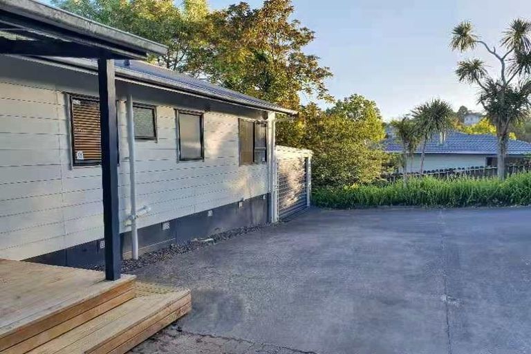 Photo of property in 6 Tableau Place, Totara Vale, Auckland, 0629