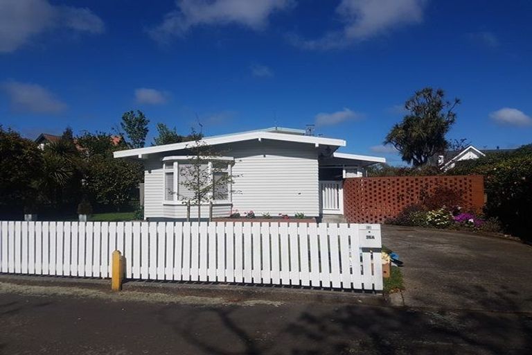 Photo of property in 26a Batt Street, West End, Palmerston North, 4410