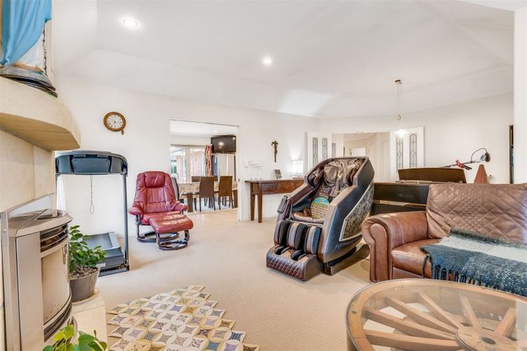 Photo of property in 355 Halswell Road, Halswell, Christchurch, 8025