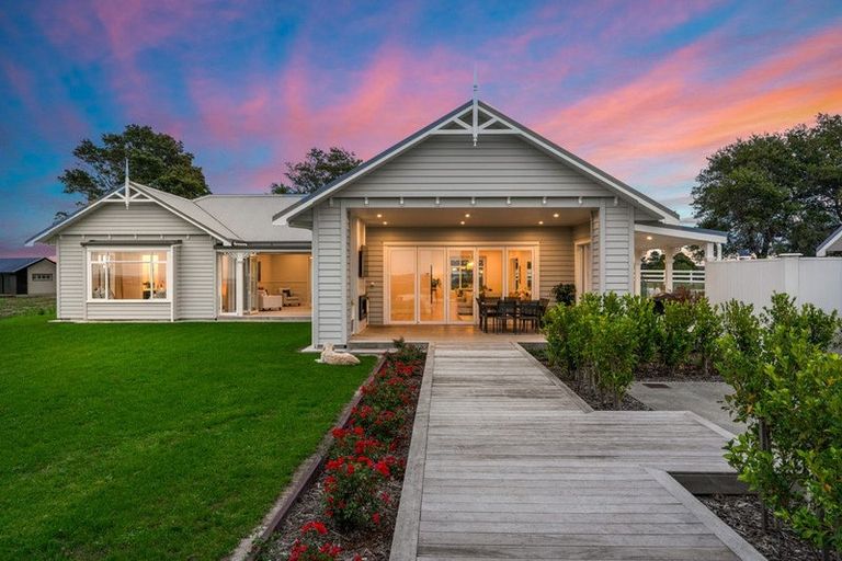 Photo of property in 21 Diamond Lane, Riverhead, 0793