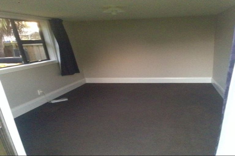 Photo of property in 8 Keighleys Road, Bromley, Christchurch, 8062