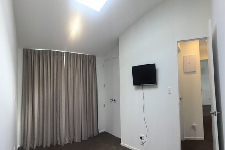 Photo of property in 4/33 Darvel Street, Riccarton, Christchurch, 8011