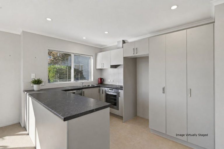 Photo of property in 61 Bridgewater Way, Pyes Pa, Tauranga, 3112