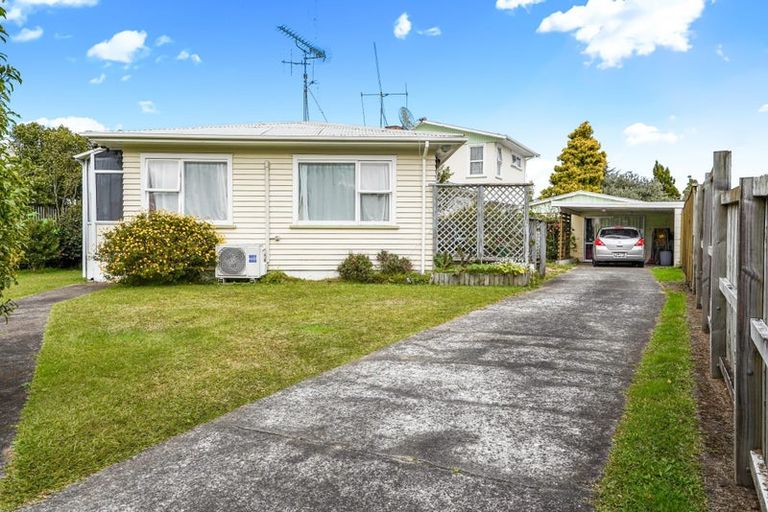 Photo of property in 14 Liston Crescent, Hillcrest, Hamilton, 3216