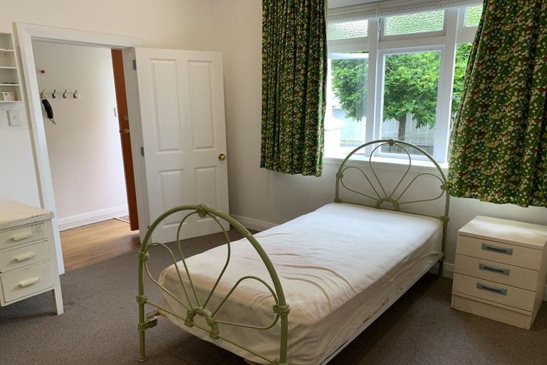 Photo of property in 130 Moxham Avenue, Hataitai, Wellington, 6021