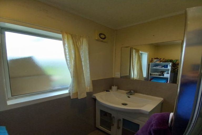 Photo of property in 3/23 Tane Street, New Lynn, Auckland, 0600