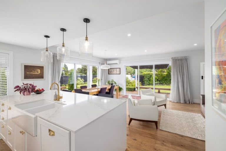 Photo of property in 87 Cashmere Road, Cashmere, Christchurch, 8022