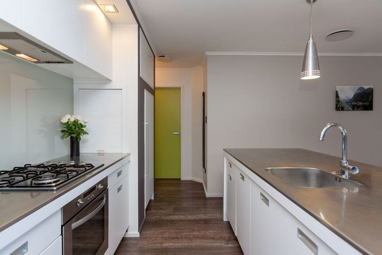 Photo of property in 37d Roto Street, Hurdon, New Plymouth, 4310