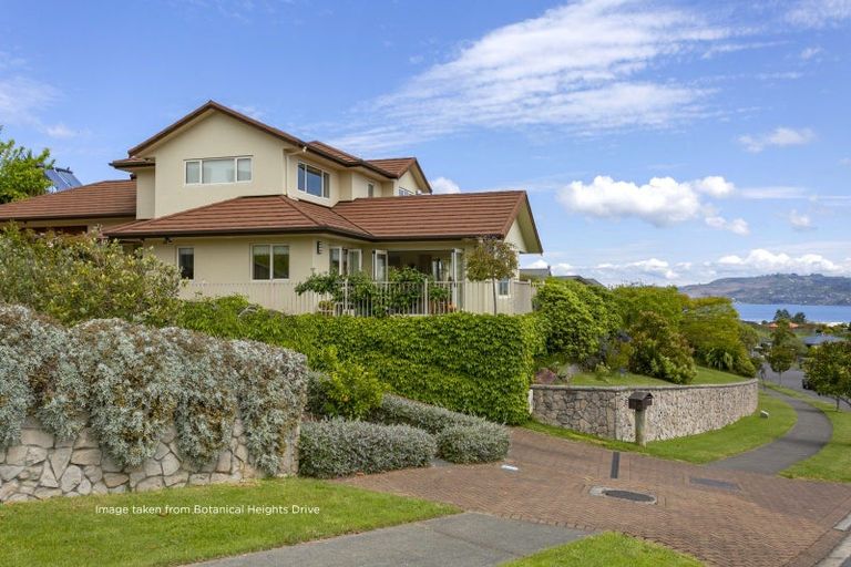 Photo of property in 24 Botanical Heights Drive, Waipahihi, Taupo, 3330