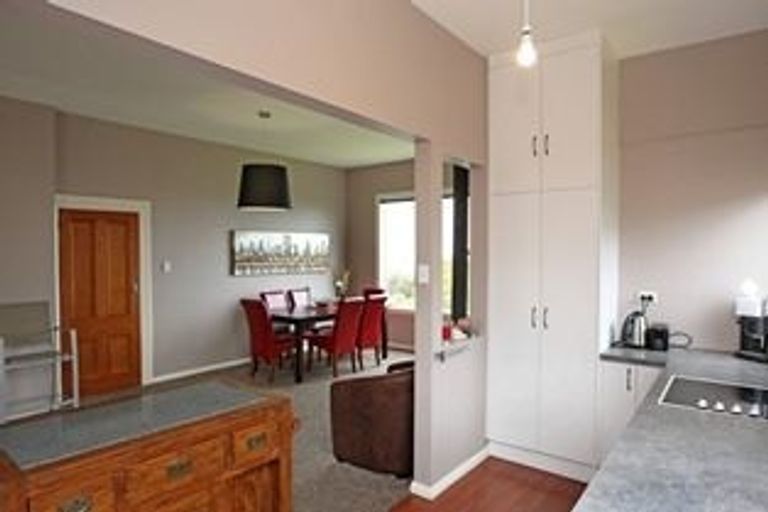 Photo of property in 17 Carnarvon Street, Belleknowes, Dunedin, 9011