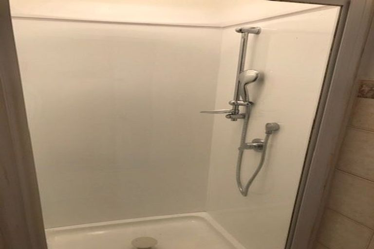 Photo of property in 7 Waiteata Road, Kelburn, Wellington, 6012