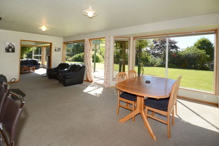Photo of property in 27 Weir Street, Green Island, Dunedin, 9018