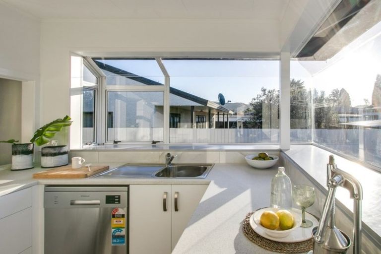 Photo of property in 59 Murphy Road, Taradale, Napier, 4112