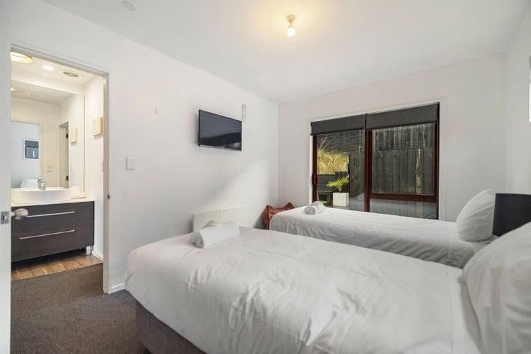 Photo of property in 402 Frankton Road, Queenstown, 9300