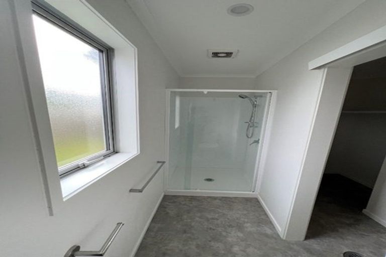 Photo of property in 2/9 Hibiscus Avenue, Hamilton Lake, Hamilton, 3204