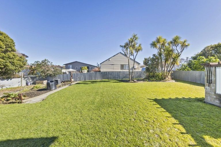 Photo of property in 90 Lethbridge Street, Feilding, 4702