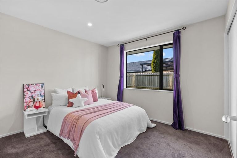 Photo of property in 33 Platinum Drive, Wigram, Christchurch, 8025
