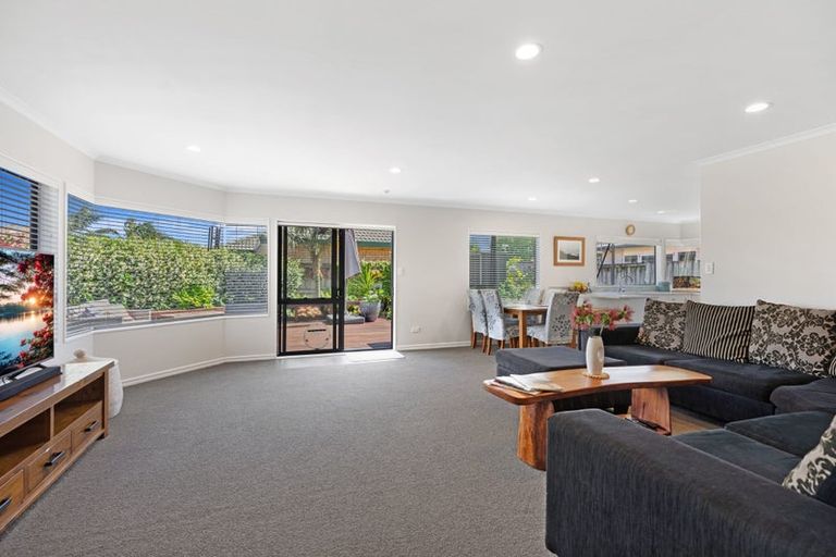 Photo of property in 16a Haven Grove, Papamoa Beach, Papamoa, 3118